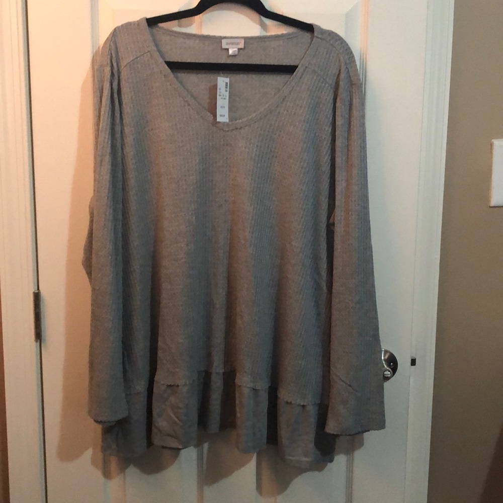 Avenue: long sleeve waffle too